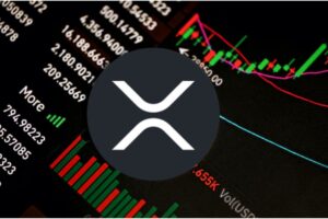 A Year-Long Fractal Chart Spots XRP's Path to $1.3, Analyst Indicates Likely Timeline