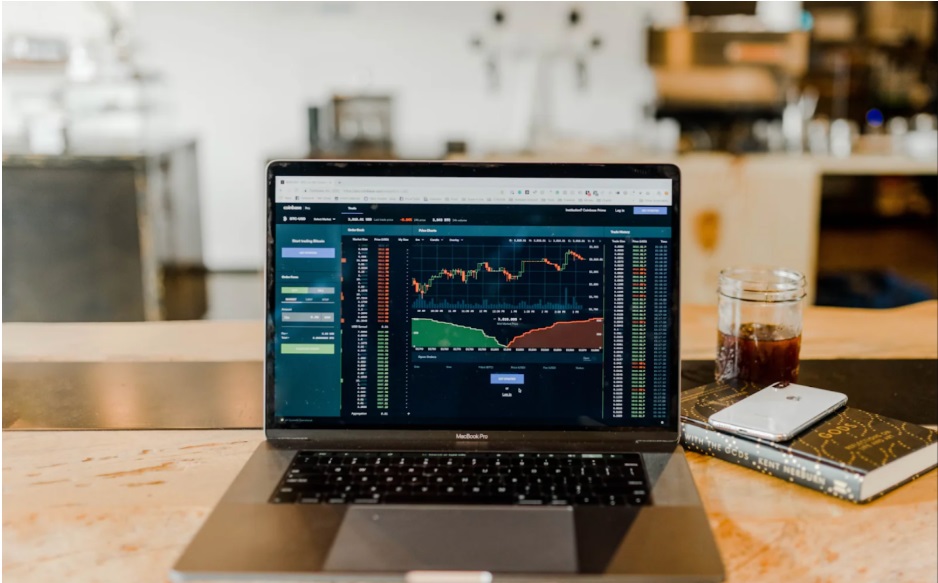 Best 3 Moves to Make When Crypto Crashes