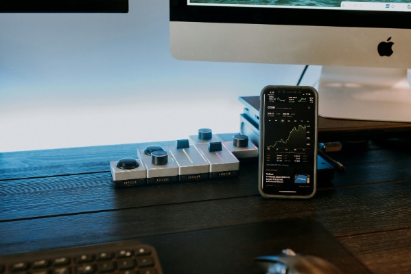 BlockDAG Live at $0.05, Trading Across Coinstore, BitMart, LBank, Leaving Hyperliquid and LINK in Dust